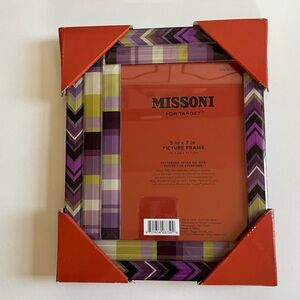 - New Missoni for Target Picture Frame 5x7 Purple/Green/white geometric 2011
